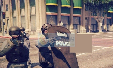 GTA5警察盾牌MOD v2.6 GTA5警察盾牌MOD v2.6