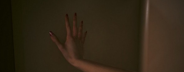 赛博朋克2077去除右手义体贴图与注射针孔MOD v1.79